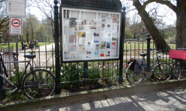 Informatiekasten in Sarphatipark